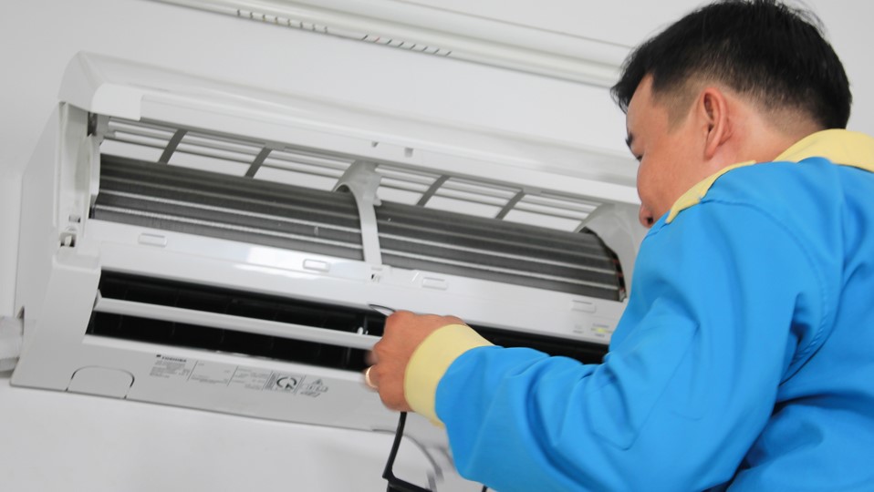 Hướng dẫn sửa máy lạnh: Bí Quyết Để Máy Lạnh Hoạt Động Trơn Tru